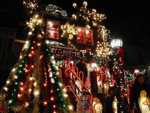 dyker_heights04.jpg